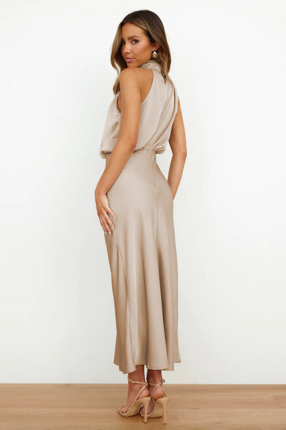 Valeria |  Robe Longue avec Col Halter